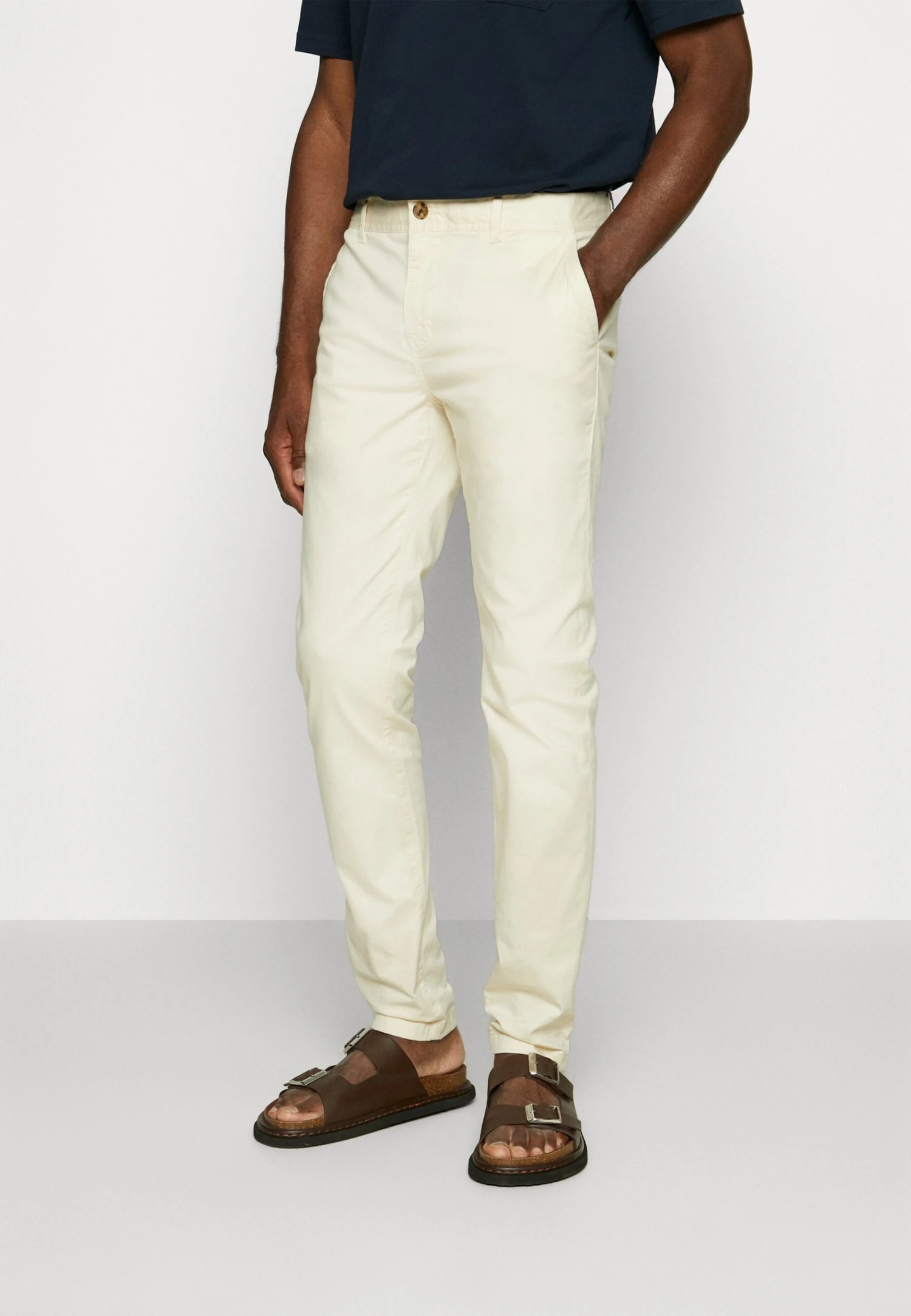 Scotch & Soda Essentials Stretch - Trousers - Sand 3 Scotch & Soda Essentials Stretch - Trousers - Sand - Image 3