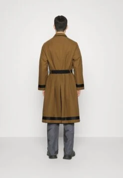 Neil Barrett Reversible - Trenchcoat - Black/Khaki 8 Neil Barrett Reversible - Trenchcoat - Black/Khaki -Winter Menswear Store 32c8bd15b51c45879e3ac144c9d4b59c scaled