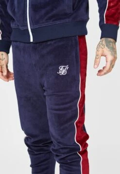 SikSilk Velour Track Pants - Tracksuit Bottoms - Navy -Winter Menswear Store 345d96b807b04970946d81822ddd2fcd scaled