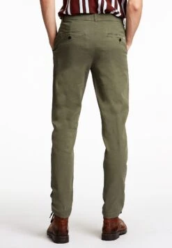 Lindbergh Slim Fit Superflex Pants - Chinos - Dk Army -Winter Menswear Store 44b7cbc4a55a41f384a67c080fe02042