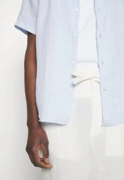 Emporio Armani Trouser - Trousers - Bianco Panna -Winter Menswear Store 486153ebd91f41f29be900d48d08922d scaled