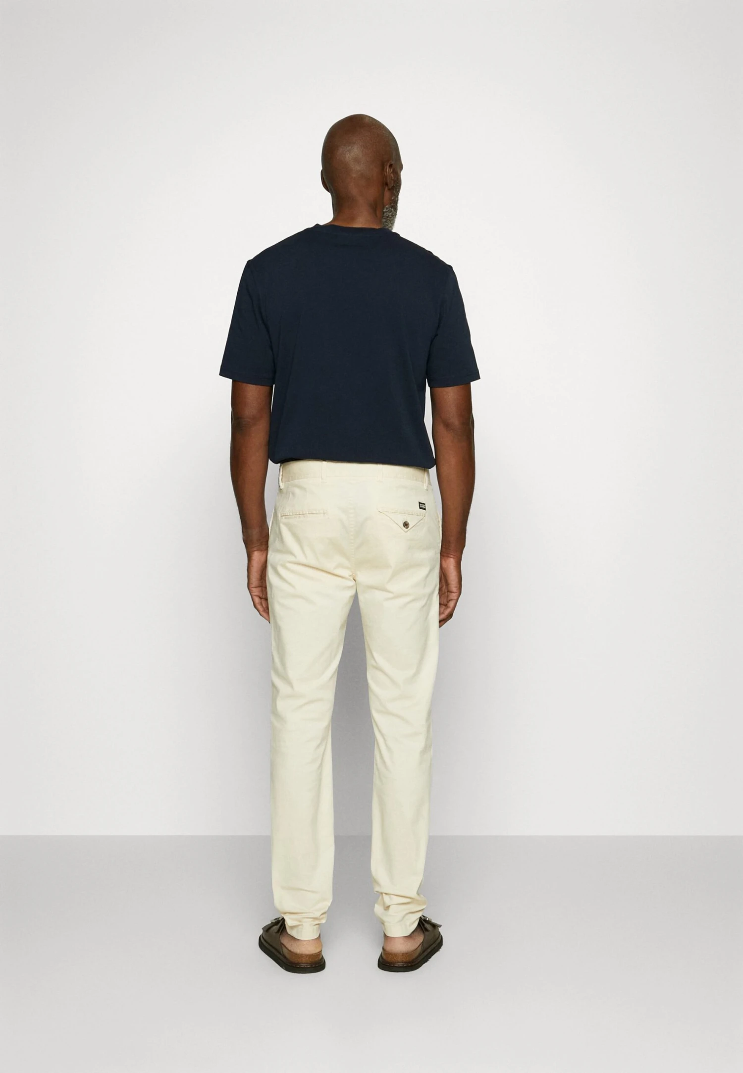 Scotch & Soda Essentials Stretch - Trousers - Sand 4 Scotch & Soda Essentials Stretch - Trousers - Sand - Image 4