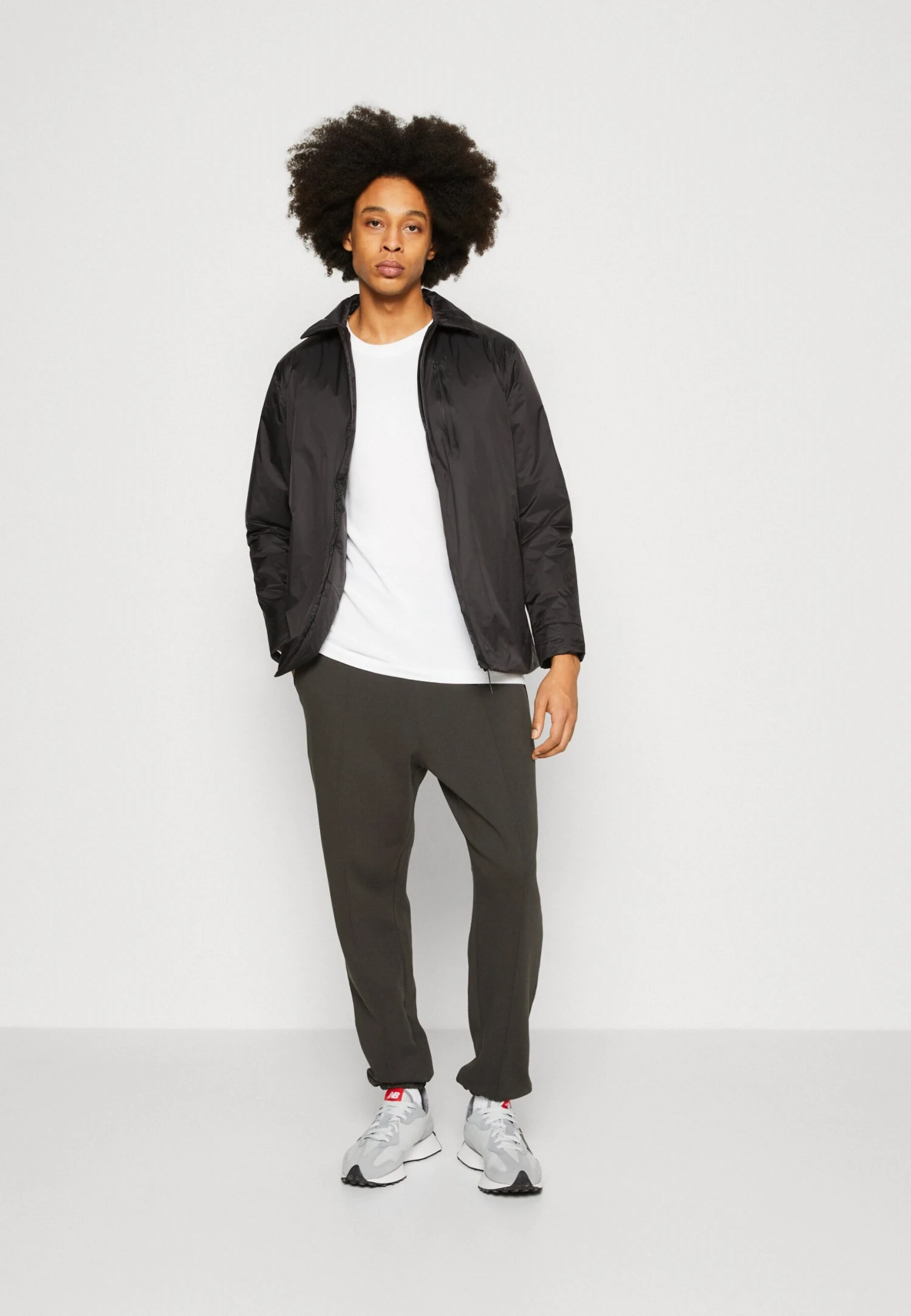 AllSaints Ari Sweatpant - Tracksuit Bottoms - Washed Black 2 AllSaints Ari Sweatpant - Tracksuit Bottoms - Washed Black - Image 2