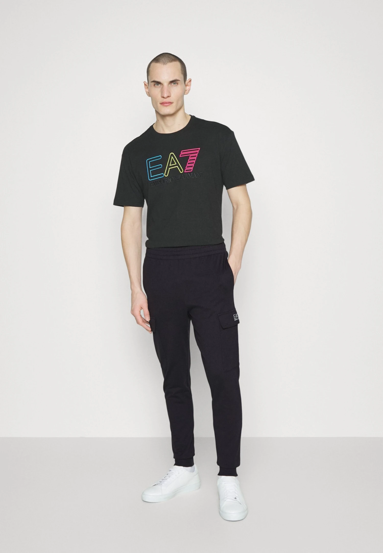 EA7 Emporio Armani Trouser - Tracksuit Bottoms - Dark Blue 2 EA7 Emporio Armani Trouser - Tracksuit Bottoms - Dark Blue - Image 2