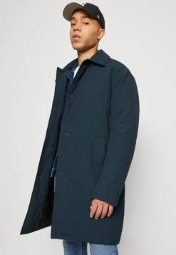 ESPRIT Longmac - Trenchcoat - Petrol Blue -Winter Menswear Store 6933f26d203a428688645ac055710505 scaled