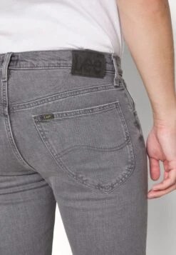 Lee Daren Zip Fly - Trousers - Slate -Winter Menswear Store 6be1f7ee1c3d4870bbf637258f0e7837 scaled