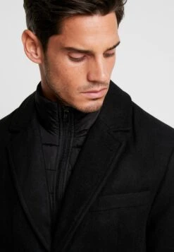 Pier One Classic Coat - Black -Winter Menswear Store 832e91d1404f4702a4ec51e7317e16e9 scaled