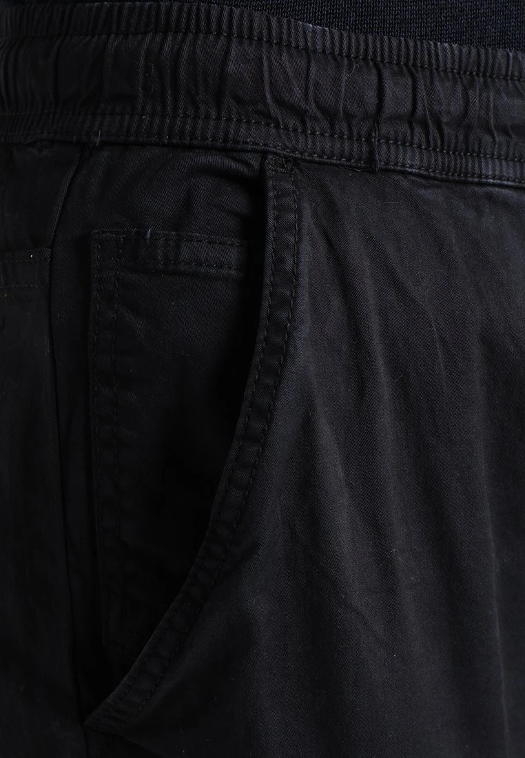 Indicode Jeans Lakeland - Cargo Trousers - Black 4 Indicode Jeans Lakeland - Cargo Trousers - Black - Image 4
