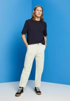 ESPRIT Balloon Fit - Trousers - Off White 11 ESPRIT Balloon Fit - Trousers - Off White -Winter Menswear Store 8c55e16b3d4c45fe95b7ed7501e629ec