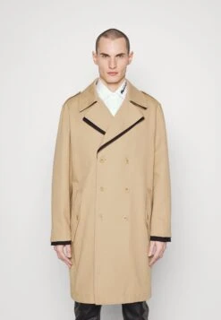 MOSCHINO Long Jacket - Classic Coat - Beige/Black 10 MOSCHINO Long Jacket - Classic Coat - Beige/Black -Winter Menswear Store 8f07bc56c58c4b38a47ece595b4eca68 scaled