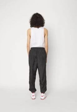 Nike Sportswear Air Pant - Tracksuit Bottoms - Black/Summit White -Winter Menswear Store 98e51ebf6e4f4159994784c19c33a4a5 scaled