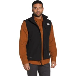 The North Face Men's Apex Bionic Vest 5 The North Face Men's Apex Bionic Vest -Winter Menswear Store NF0A4R2C JK3 hero