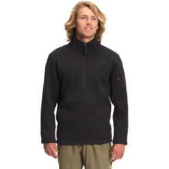 The North Face Men's Gordon Lyons Classic 1/4 Zip -Winter Menswear Store NF0A5J2W KS7 hero