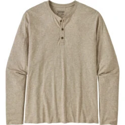 Patagonia Men's Long-Sleeved Organic Cotton Lightweight Henley Pullover