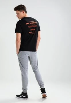 Pier One Tracksuit Bottoms - Light Grey -Winter Menswear Store a7918305a7c74db59ffe41dcb13cd4d6