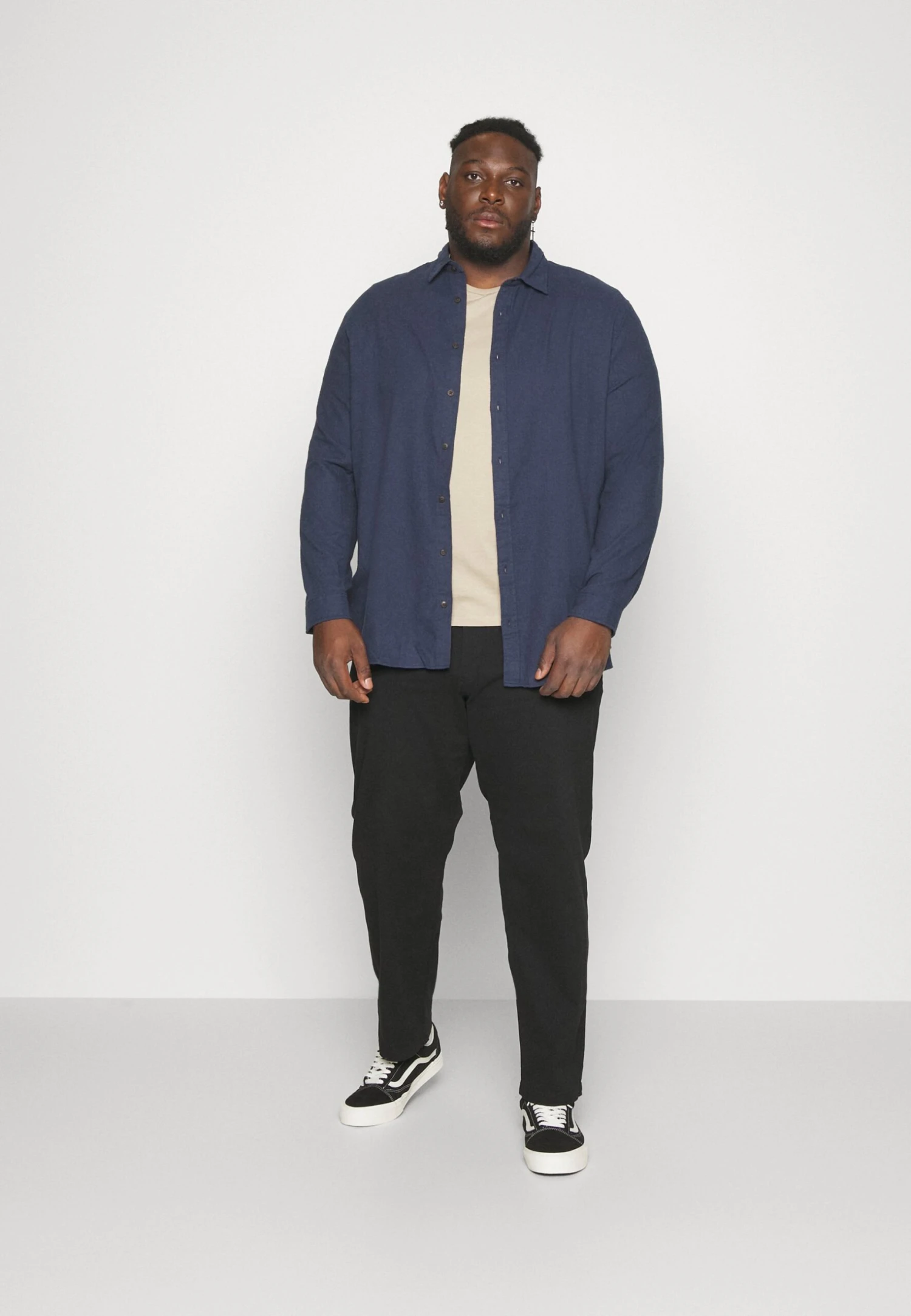 Jack & Jones Chinos - Black 2 Jack & Jones Chinos - Black - Image 2