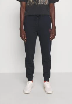 Jack & Jones Jjigordon Jjshark Pants 2 Pack - Tracksuit Bottoms - Navy Blazer 8 Jack & Jones Jjigordon Jjshark Pants 2 Pack - Tracksuit Bottoms - Navy Blazer -Winter Menswear Store db21a1cfda2d44278ae269075b3a6183 scaled