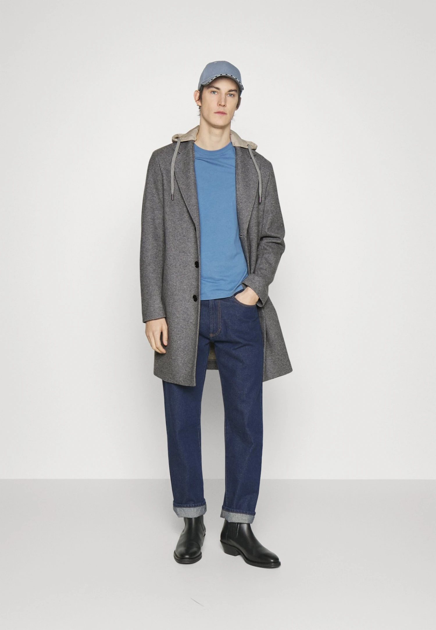 Boss Cam Hood - Short Coat - Dark Grey 2 Boss Cam Hood - Short Coat - Dark Grey - Image 2