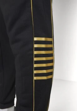 EA7 Emporio Armani Train Core Pants - Tracksuit Bottoms - Black/Gold -Winter Menswear Store e939aaaa426047eab68ad4345959c425 scaled