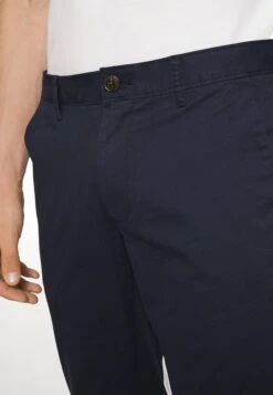 Michael Kors Chinos - Midnight 9 Michael Kors Chinos - Midnight -Winter Menswear Store f07790eca28048cc94bbd8f9dde2e011 scaled