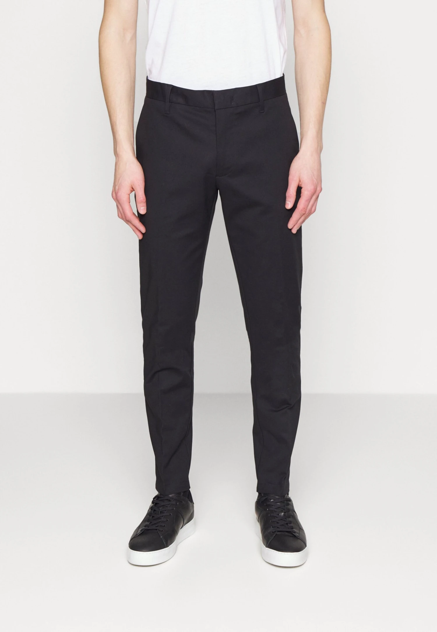 Emporio Armani Trouser - Chinos - Nero 1 Emporio Armani Trouser - Chinos - Nero