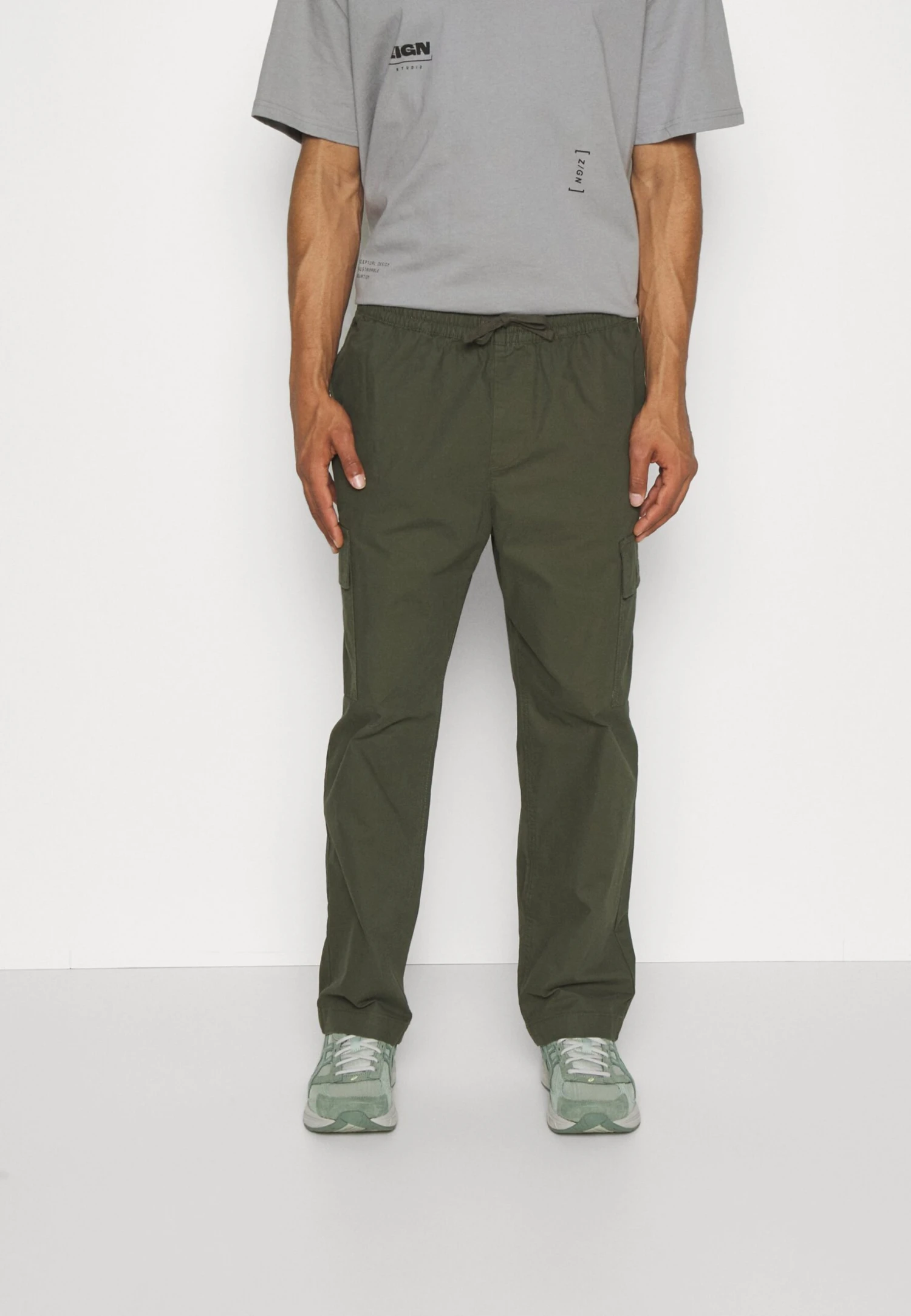 Jack & Jones Jpstkarl Jjcargo Ana Cbo - Cargo Trousers - Dark Green 1 Jack & Jones Jpstkarl Jjcargo Ana Cbo - Cargo Trousers - Dark Green