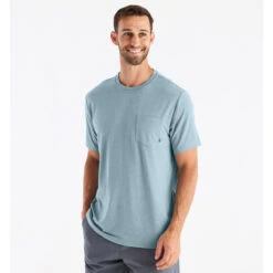 Men's Bamboo Flex Pocket Tee -Winter Menswear Store flex pocket tee heather tide men 1